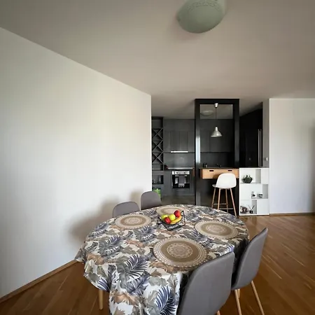 Apartment Dolphins Varna